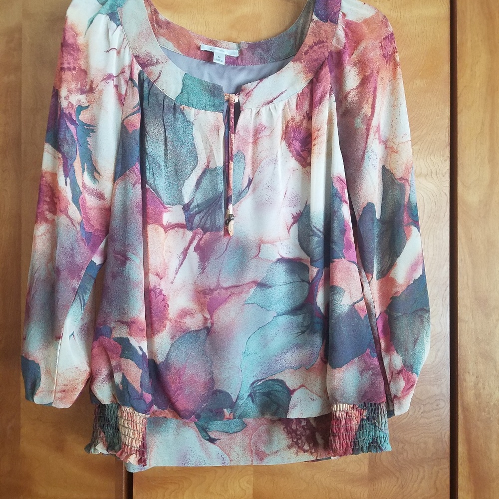 Tops - Picture 8 of 8